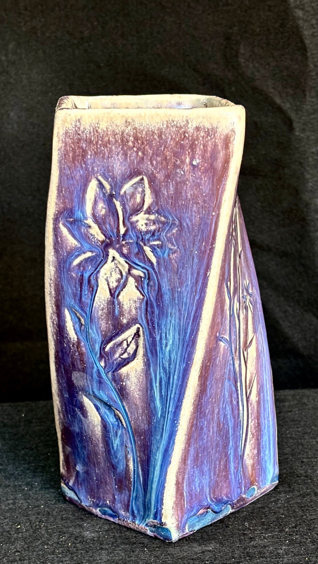 vase   lavender, violet, deep blue,